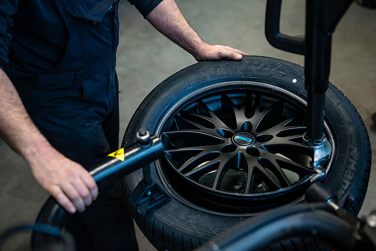 Carteam Garagebedrijf Van Den Bergh